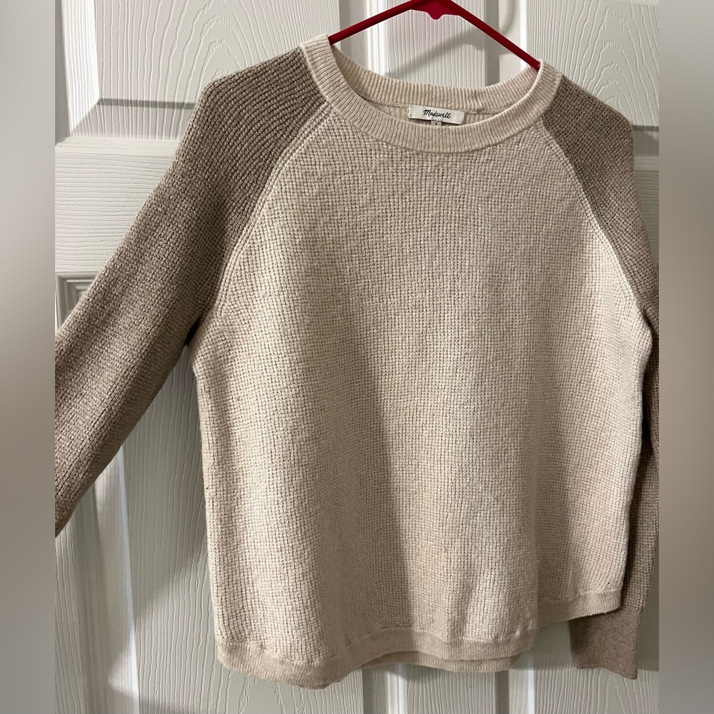 Madewell Two-Tone Raglan Crewneck Sweater - Picture 3 of 5